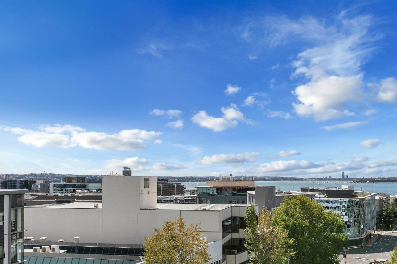 Your Family Getaway - Rooftop Spa & Pool! Auckland Buitenkant foto